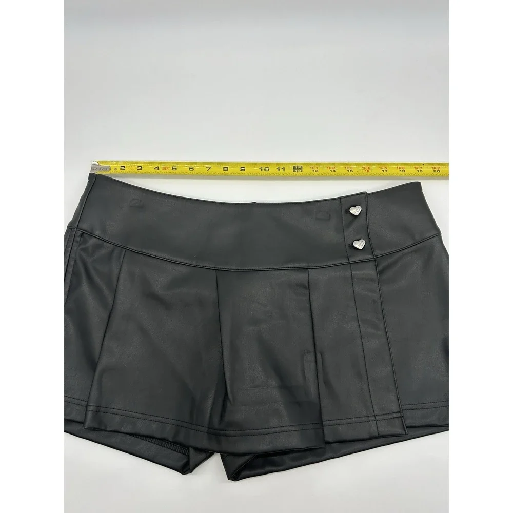 CELEBRITY PINK - SIZE: XL- Black Faux‎ Leather Wide Waistband Pleated Skort -NEW